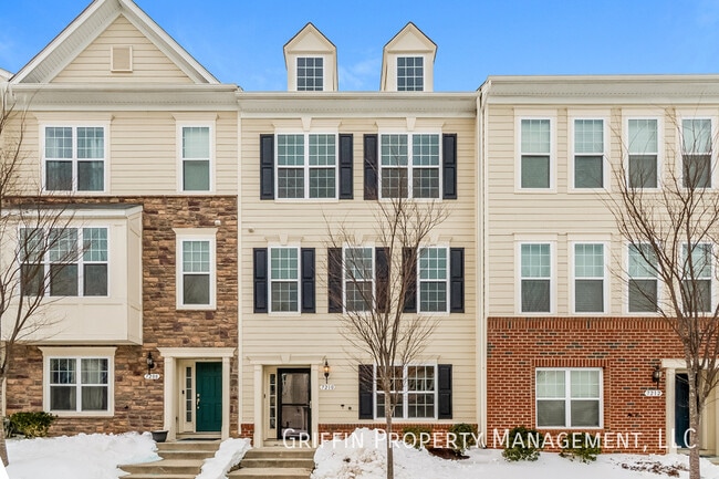 Building Photo - 7210 Wood Trail Dr