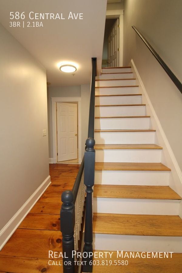 Building Photo - 586 Central Ave