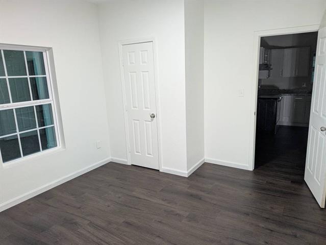 Building Photo - 205 N Wood St