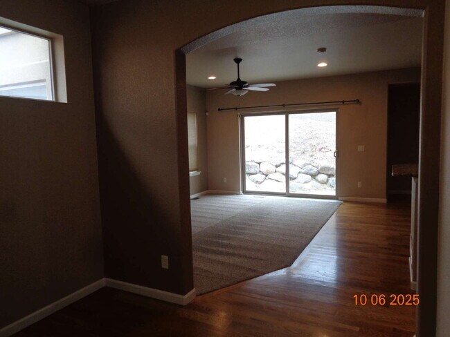 Building Photo - Exclusive community