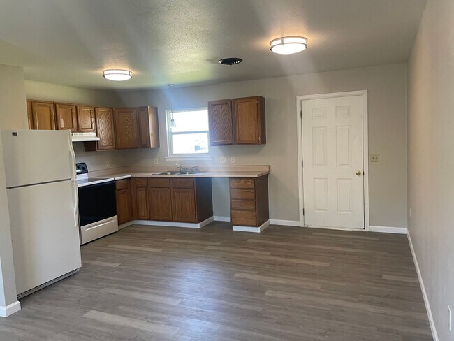 Building Photo - 5th Legion Properties, LLC
