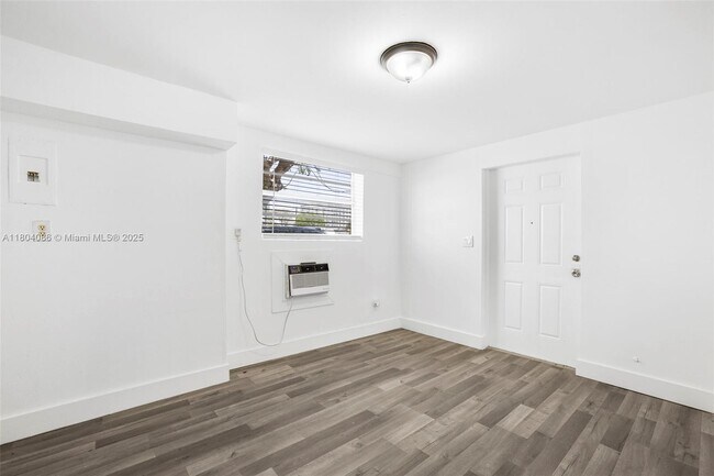 Building Photo - 2300 W Flagler St