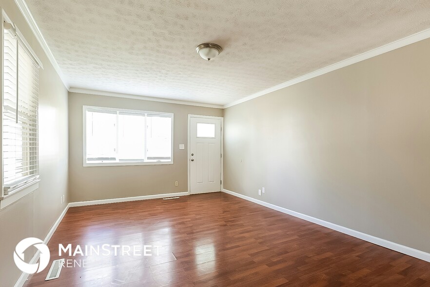 Building Photo - 4371 Beechgrove Dr