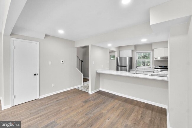 Building Photo - 14419 St Germain Dr