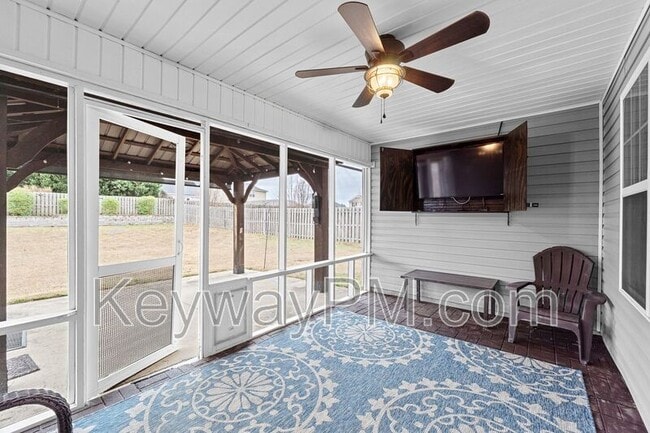 Building Photo - 4056 Pullman Cir