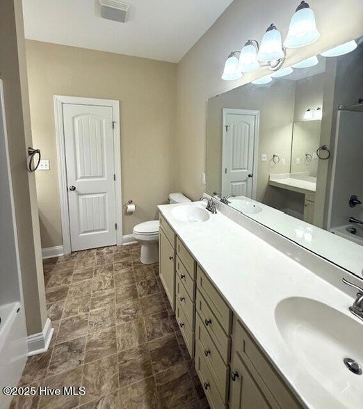 Building Photo - 107 Neptune Ct