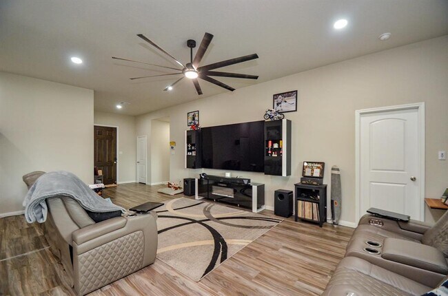 Building Photo - 12630 Beddington Ct