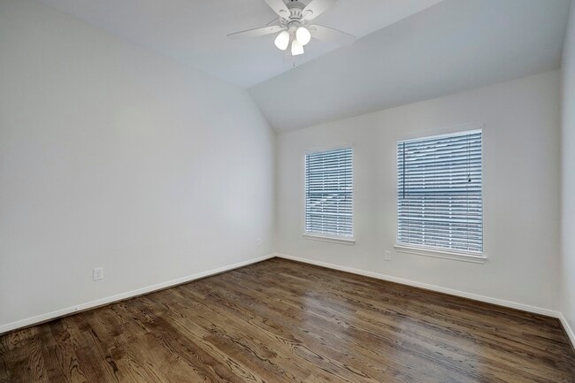 Building Photo - 3715 Graustark St