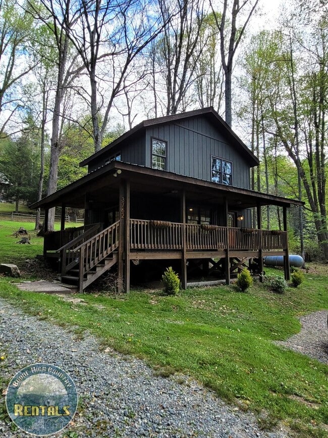 Building Photo - 3762 Rominger Rd