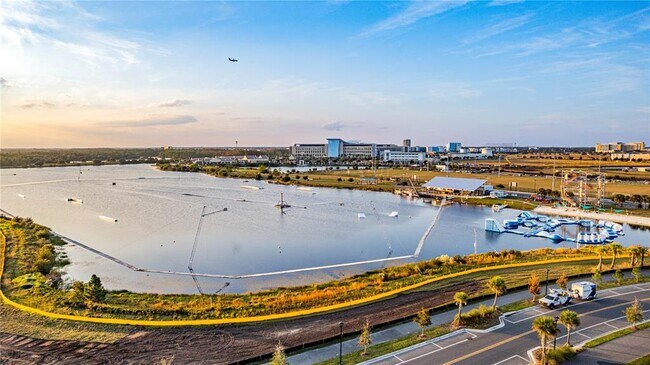 Building Photo - 10205 Pearson Ave