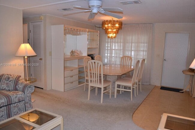 Building Photo - 1620 SW 64th Way