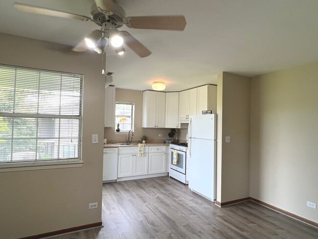 Building Photo - 36 Gant Cir
