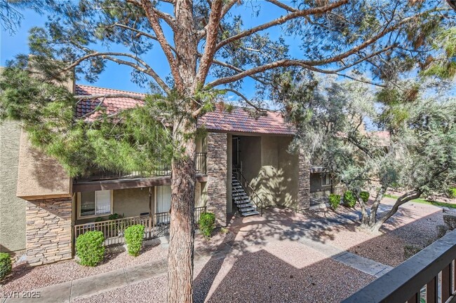 Building Photo - 4330 Sandy River Dr