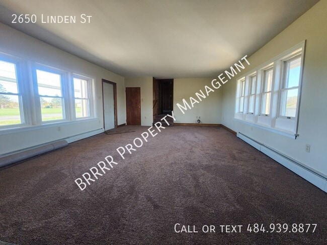Building Photo - 2650 Linden St