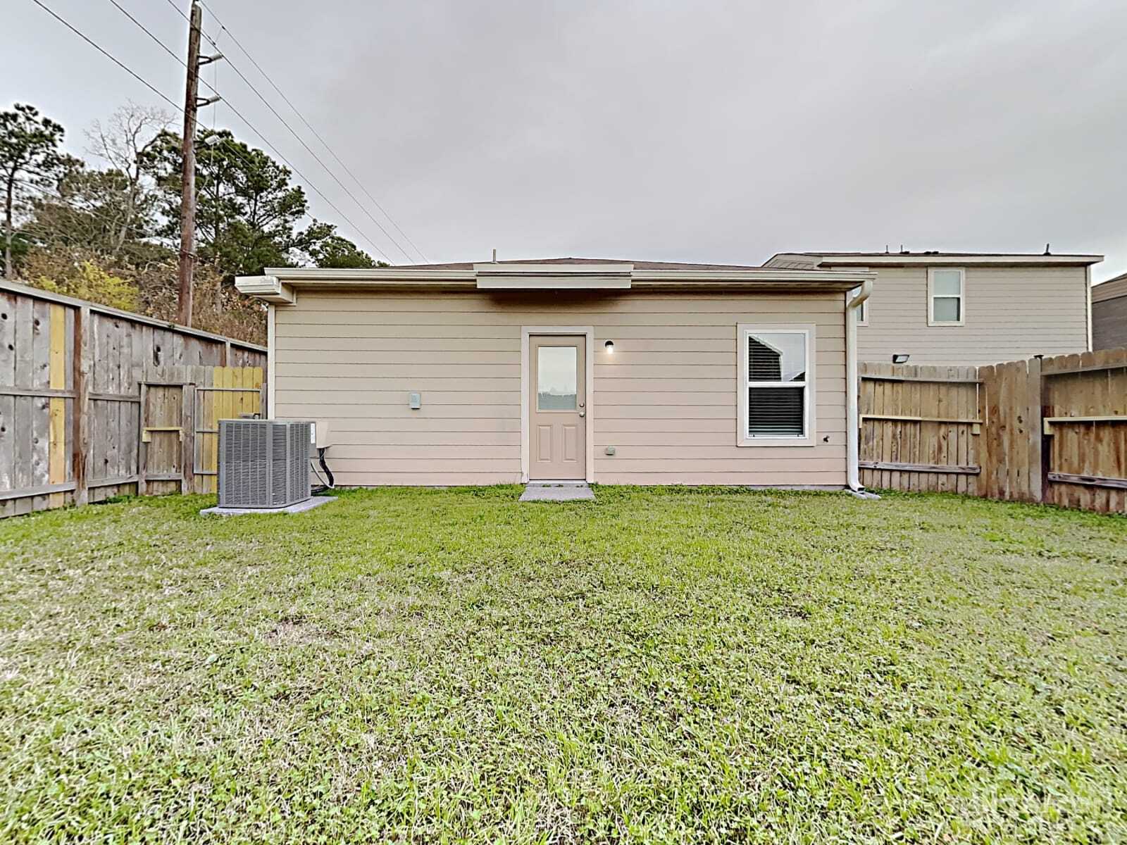 Building Photo - 2063 Sweet Lilac Dr