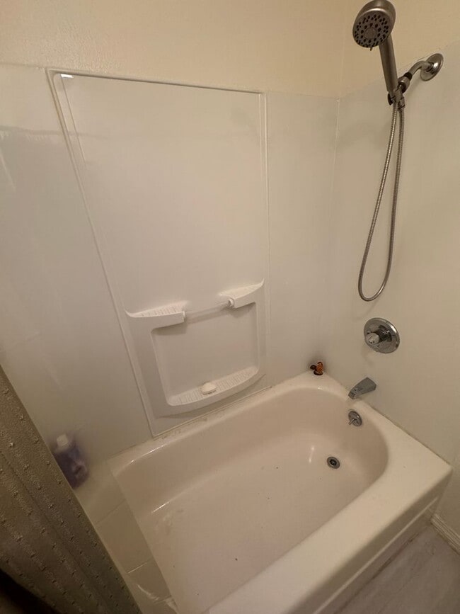 Building Photo - Gorgeous Condo in Seward Park with 2 Parking Spaces, Steps Away from Pool with Water View!