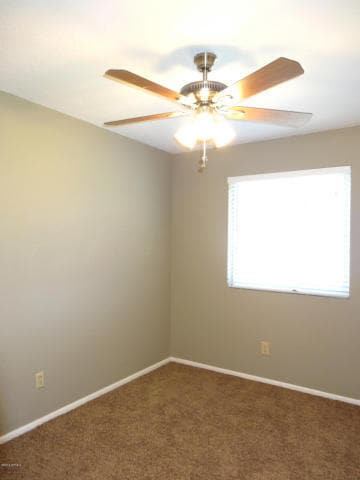 Building Photo - Three bedroom, two bath home!