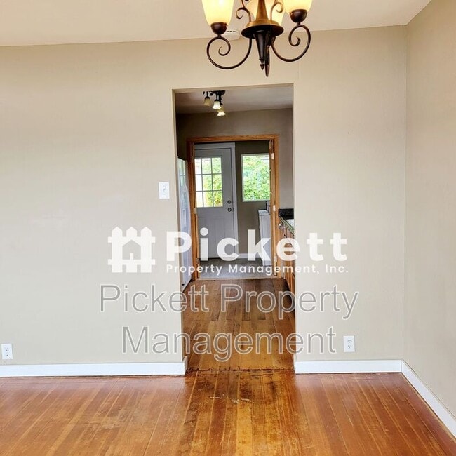 Building Photo - 2821 Erlands Beach Loop NW