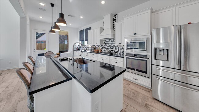 Building Photo - 33004 Durango Bay Ct