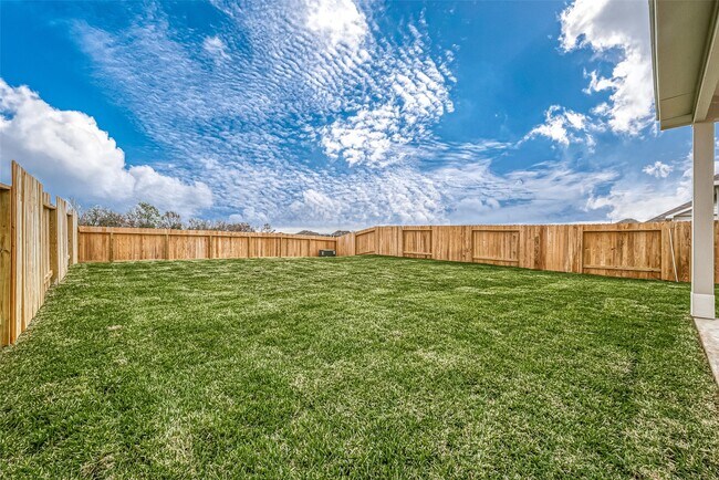 Building Photo - 4923 Luke Matthew Dr