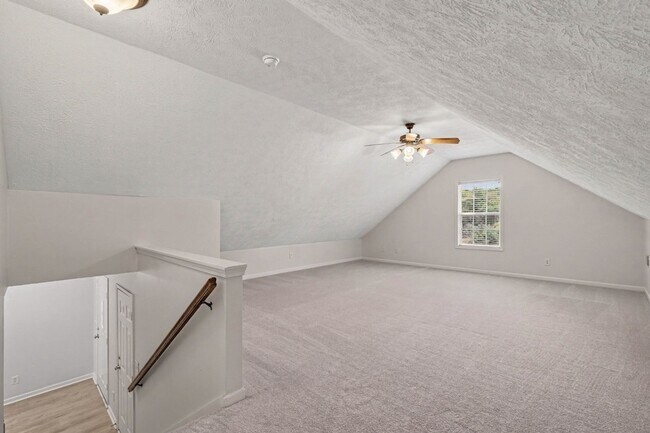 Building Photo - 1360 Harrington Dr