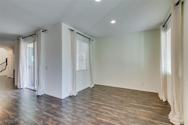 Building Photo - 8039 Kemblefield Ave