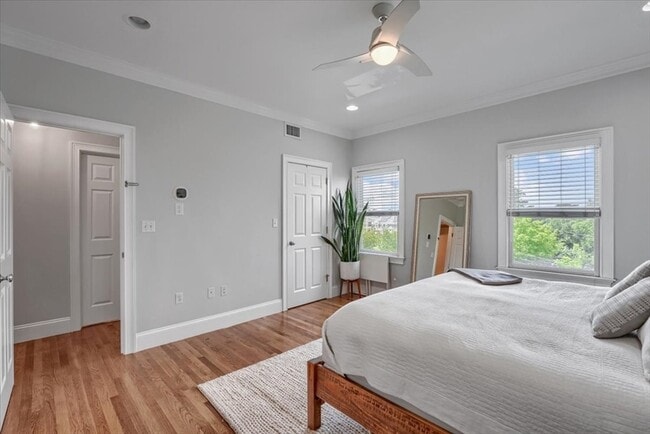 Building Photo - 18 Claymont Terrace