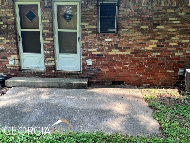 Building Photo - 4057 Elizabeth Park Ct