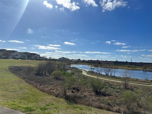 Building Photo - 7119 Ironwood Forest Dr