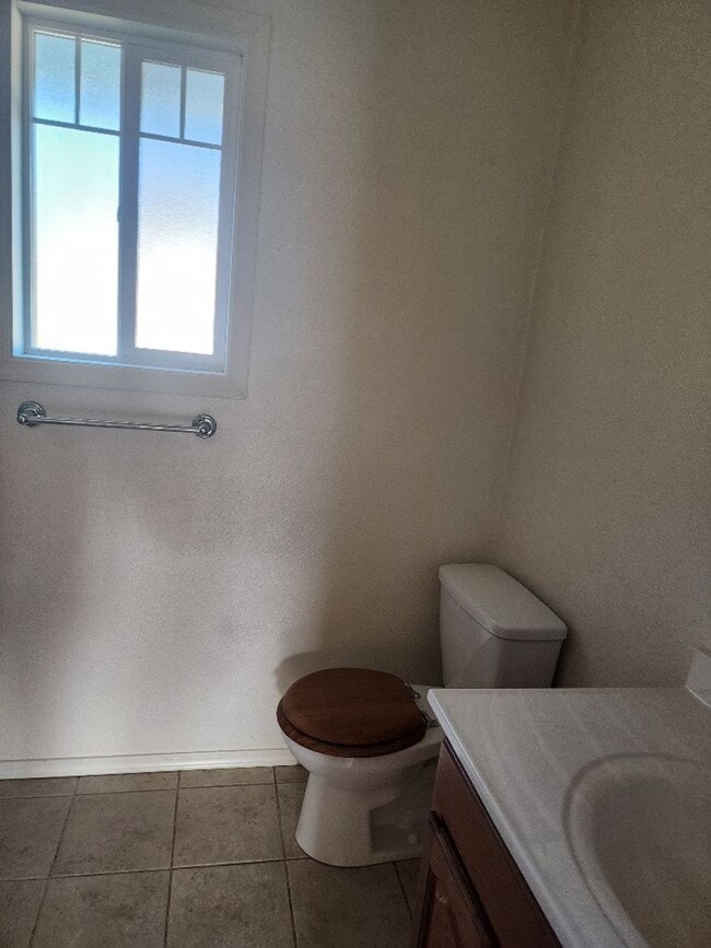 Building Photo - STATUS: AVAILABLE-  |R281h| $1495.00