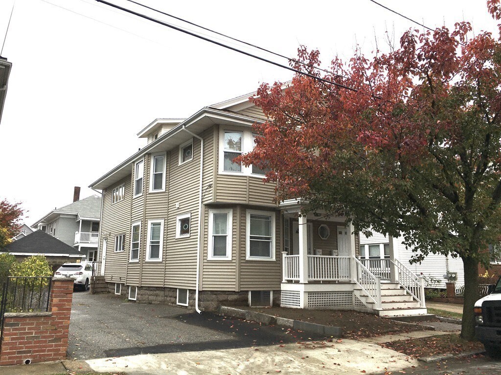 Building Photo - 31 Wellington Rd