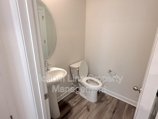 Building Photo - 629 Cranford Dr