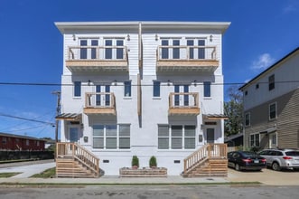 Building Photo - 123 Berry St