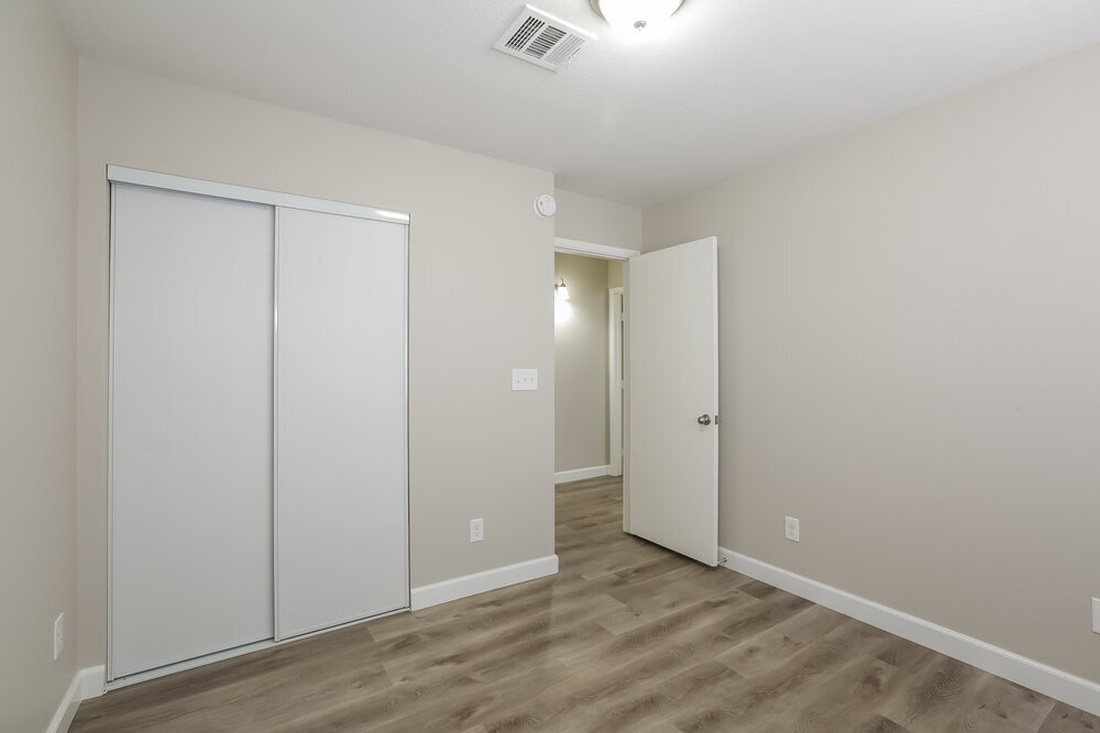 Building Photo - 162 Mirador St