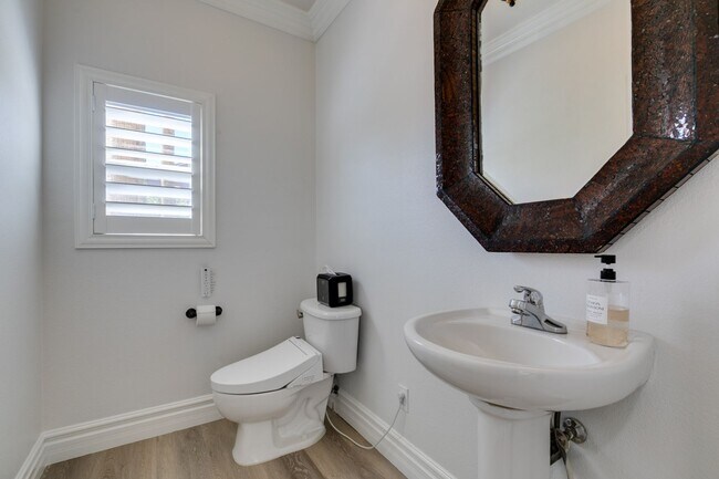 Building Photo - 4104 Freel Peak Ct