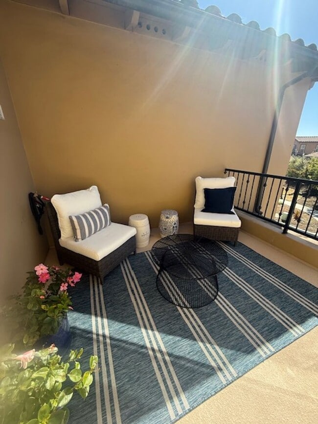 Building Photo - Golf Resort Living- UnfurnishedTrilogy Monarch Dunes Townhome