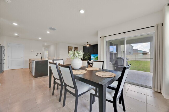 Building Photo - 1708 Buckeye Rd