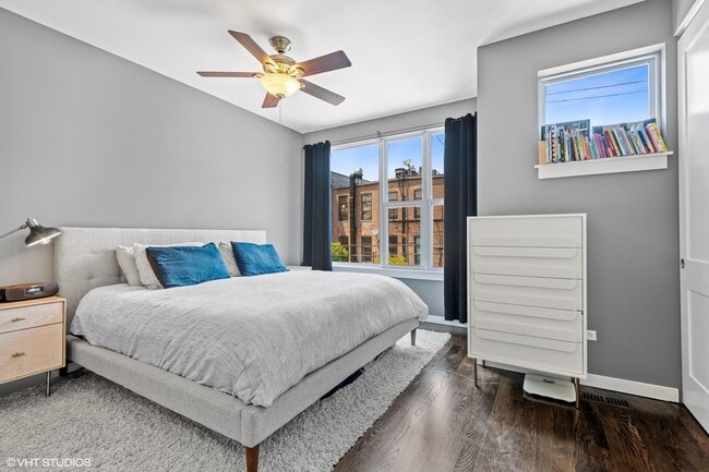 Building Photo - 18 S Aberdeen St