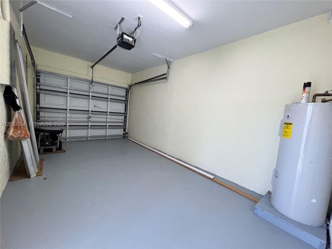 Building Photo - 20759 SW 83rd Ave
