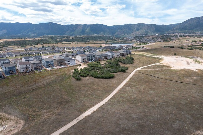 Building Photo - Single Family Home for Rent in Monument, CO