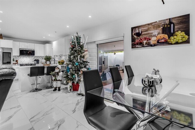 Building Photo - 20823 SW 126th Ct