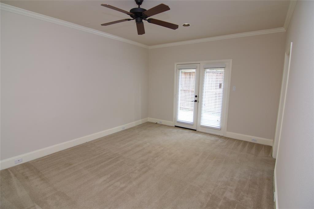 Building Photo - 6353 Richmond Ave