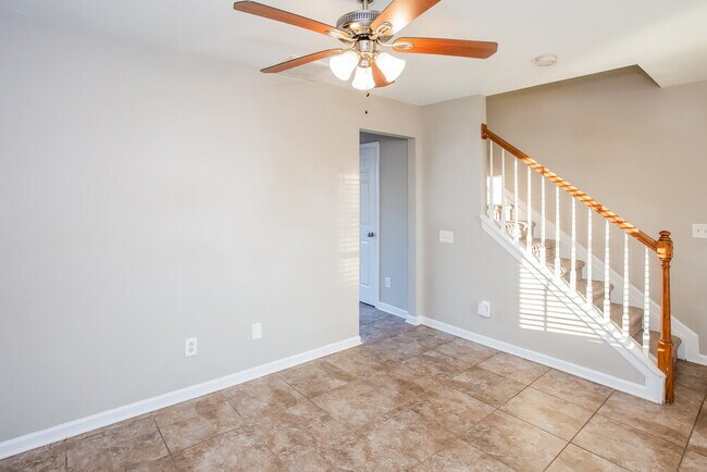 Building Photo - 2914 Pirates Pl