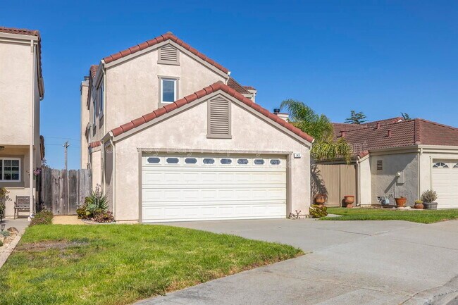 Building Photo - 143 Seal Ct