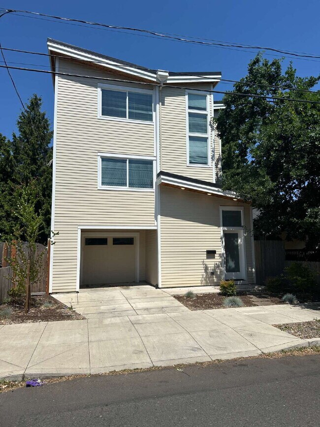 Primary Photo - Beautiful 2023-construction, St. Johns Hom...