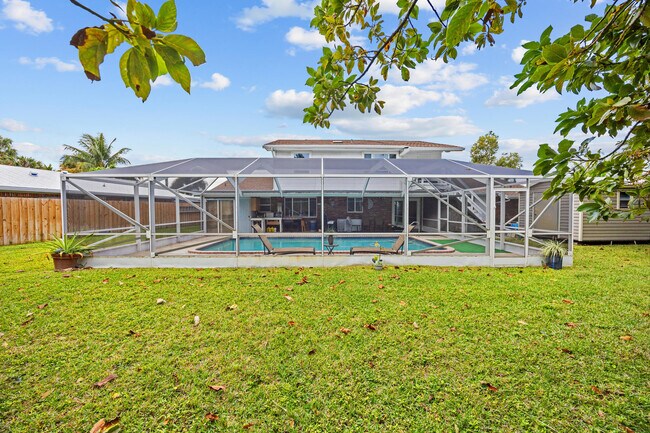 Building Photo - 1742 W Terrace Dr