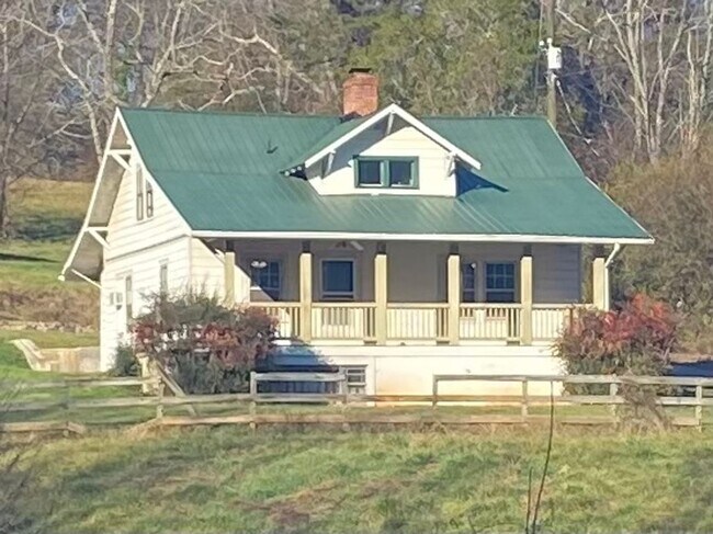 Building Photo - 9 McKinnish Cove Rd