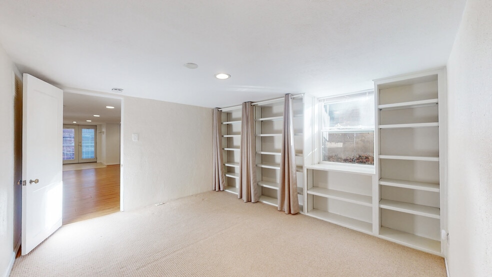 Building Photo - 1444 Birch St