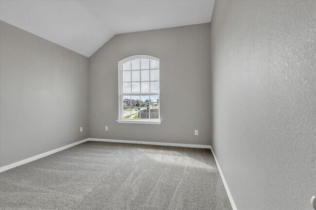 Building Photo - 306 Merlot Dr