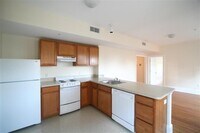 Building Photo - 881 Massachusetts Ave